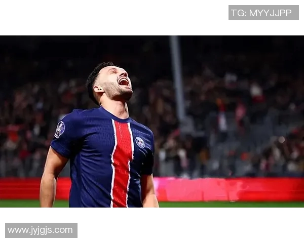 法甲焦点战摩纳哥主场迎战豪门巴黎圣日尔曼争夺三分